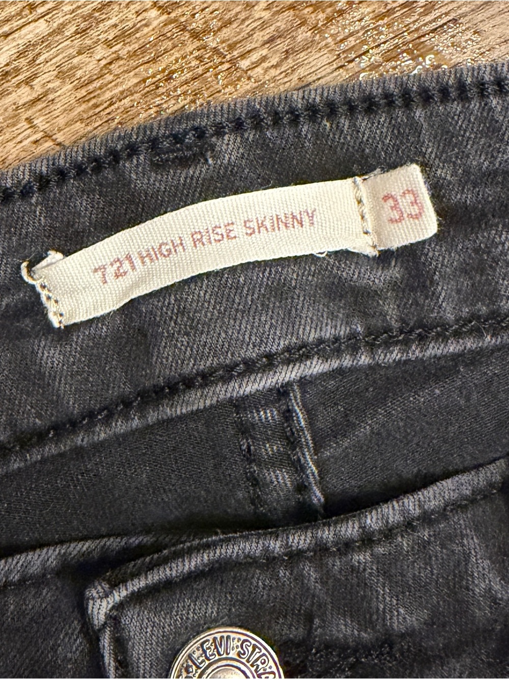 Levi’s 721 Skinny High Rise Denim Jeans 33 Black - Picture 4 of 7